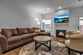 Spacious Townhome with Fireplace